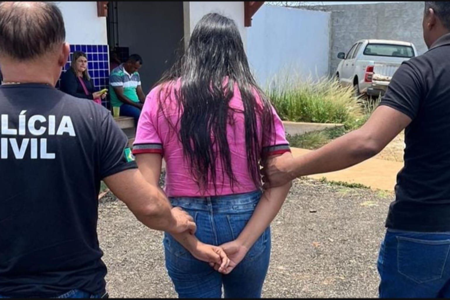 Mulher é presa por tráfico de drogas em Dom Eliseu