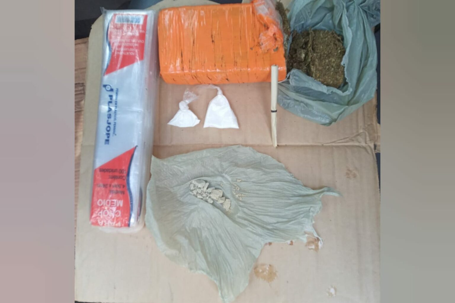 PM prende suspeito de tráfico de drogas em Tailândia