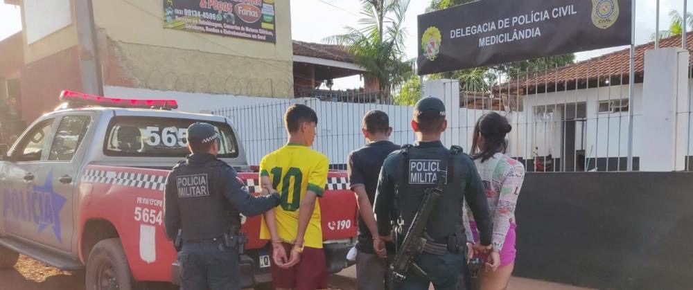 Trio é flagrado com pedras de crack em Medicilândia