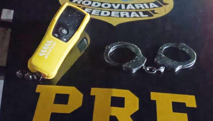 Motociclista sem CNH é preso após tentar fugir de abordagem da PRF no Pará
