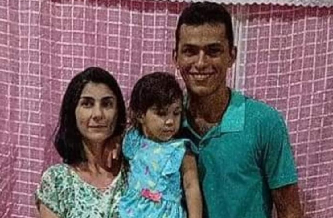 Carro capota, mata mãe grávida e filha de 4 anos na PA-150 em Marabá