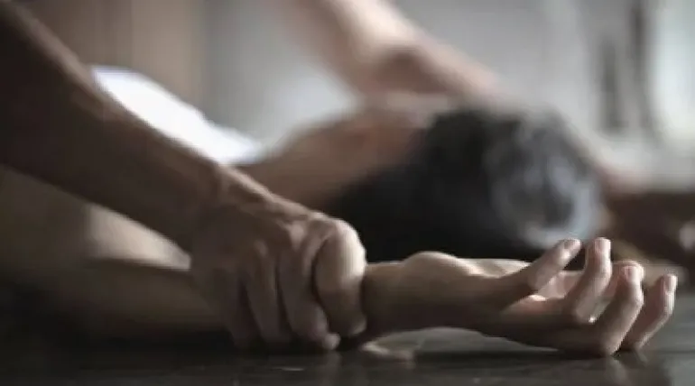 Adolescente descobre que foi estuprada após ver vídeo do crime