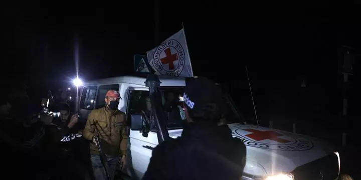 Israel e Hamas chegam ao 4º e último dia de trégua