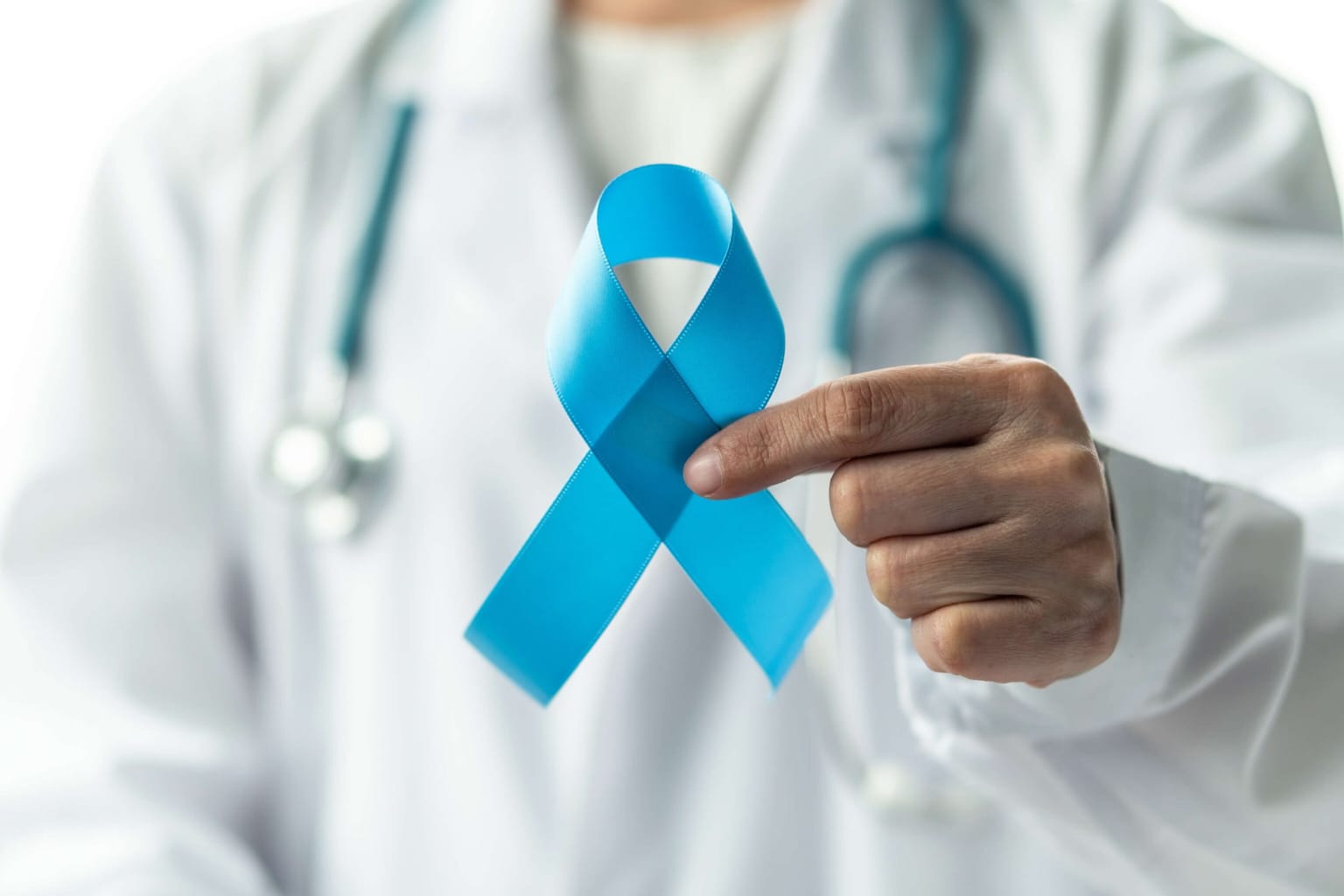 Novembro Azul: conheça os principais sinais do câncer de próstata