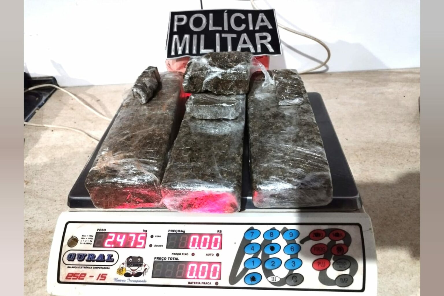 PM prende dupla por tráfico de drogas em Canaã dos Carajás