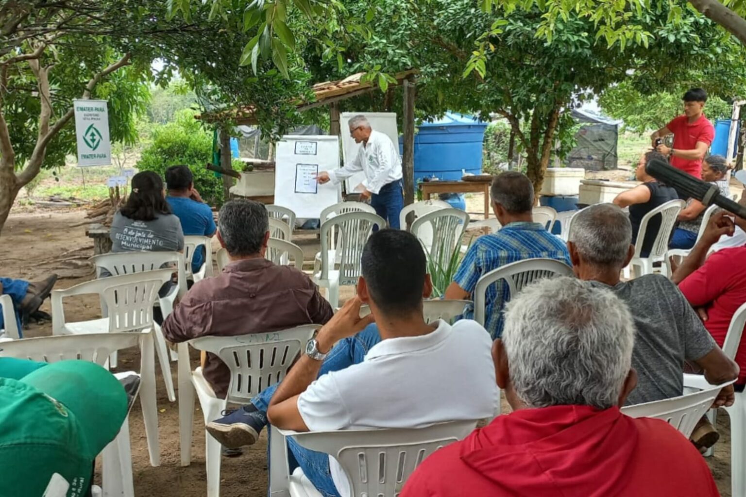 Emater realiza curso de cultivo e beneficiamento da mandioca em Nova Ipixuna