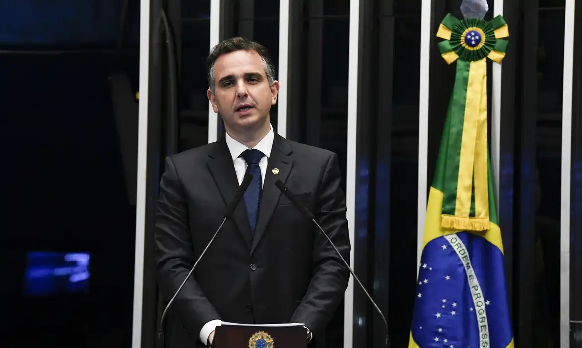 Rodrigo Pacheco diz que fim da reeleição para presidente será prioridade em 2024