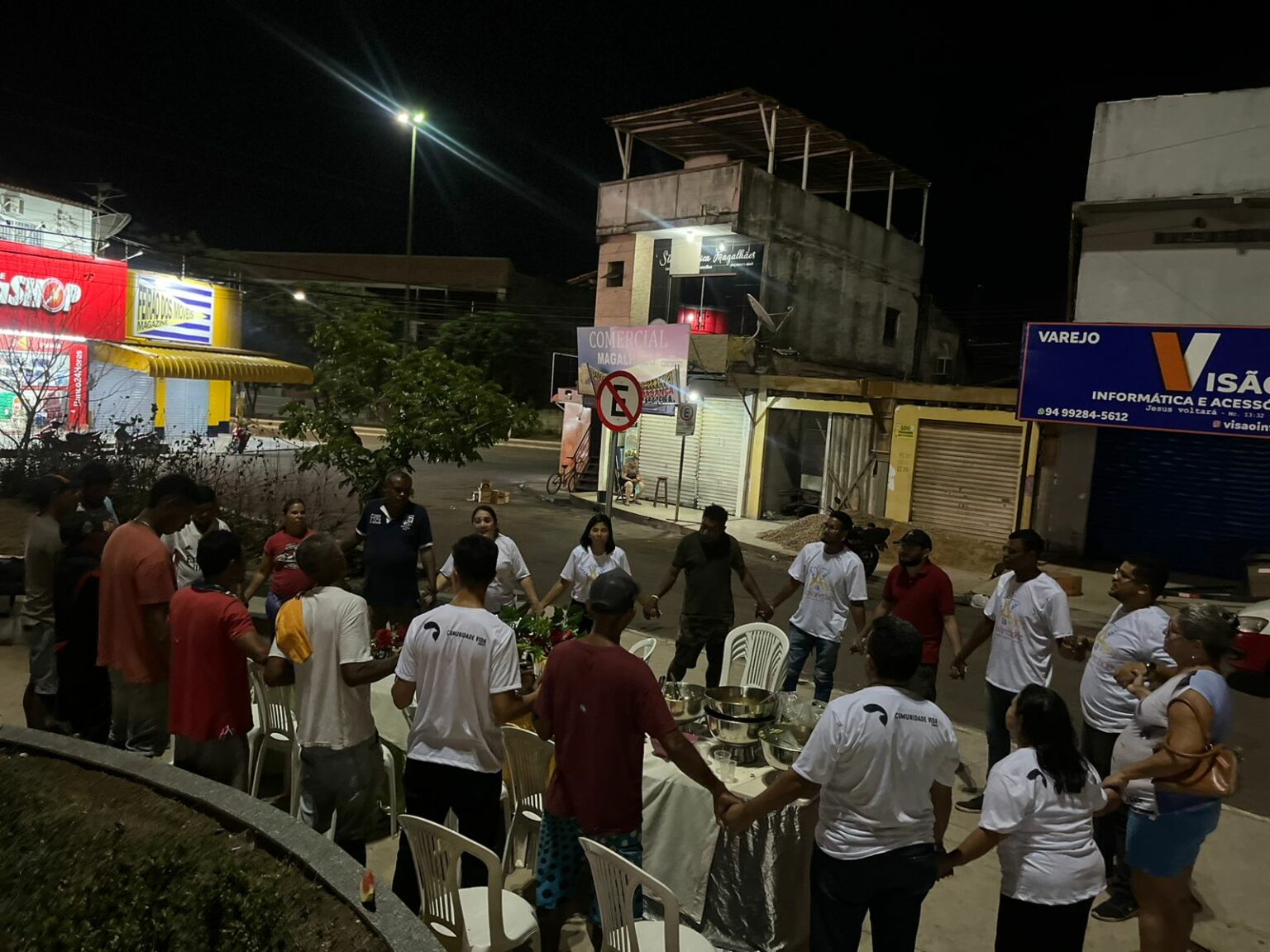 Comunidade Vida Church promove Ceia de Natal para moradores em situação de rua
