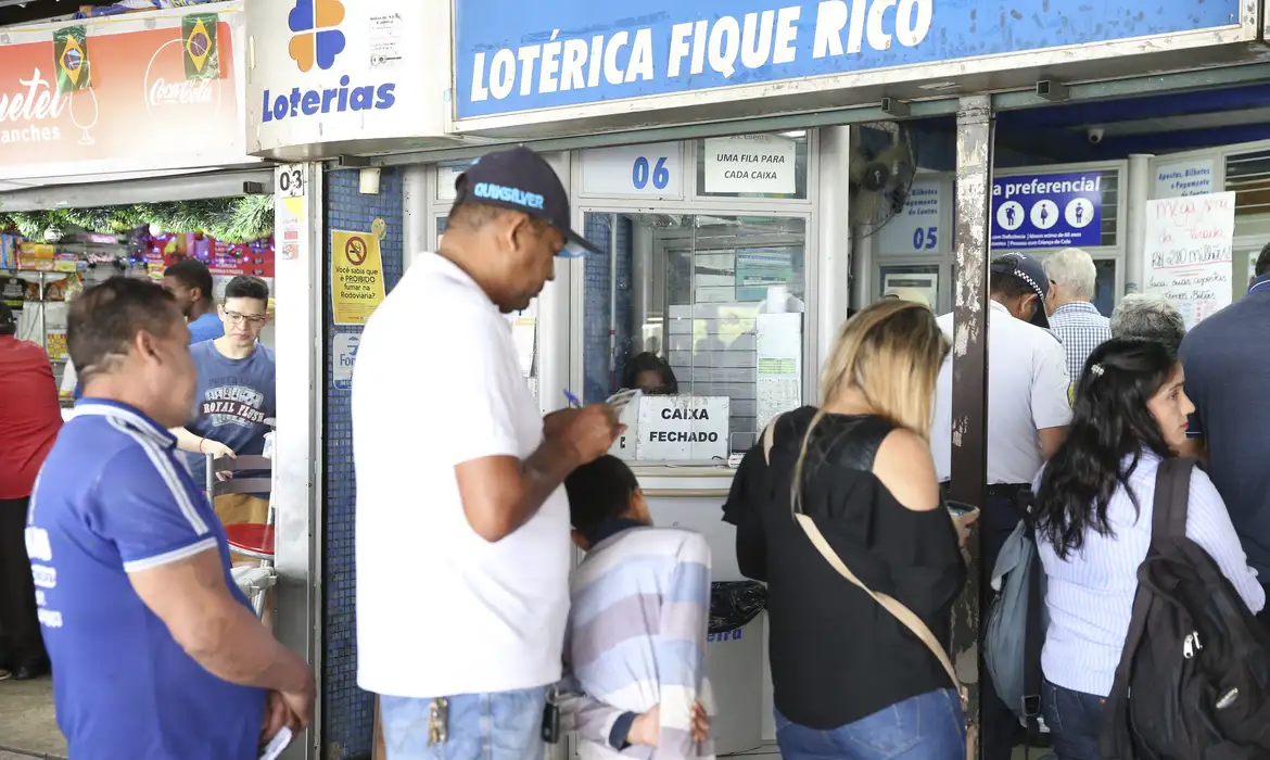 Sorteio da Mega da Virada acontece neste domingo (31)