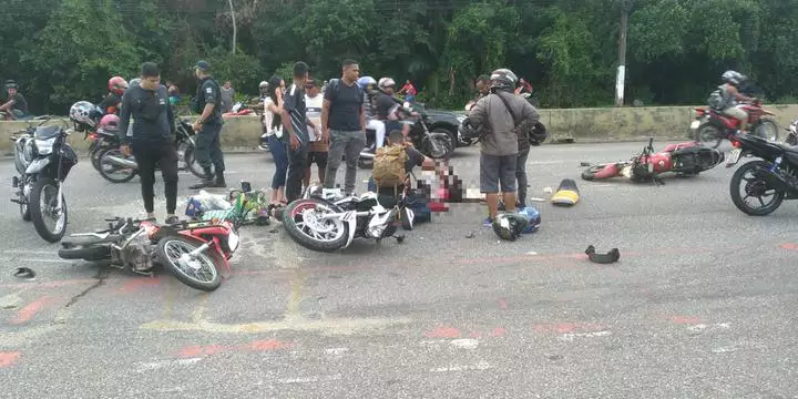 Acidente de trânsito deixa motociclistas feridos no Pará