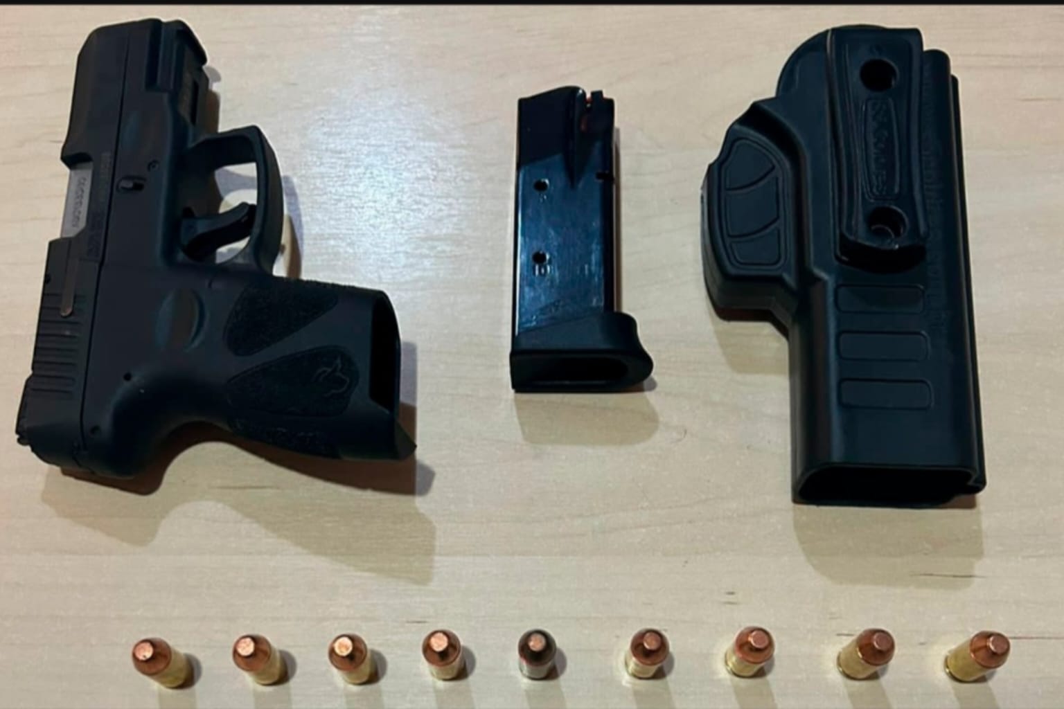 Mulher é presa por ameaça e porte ilegal de arma em Novo Progresso