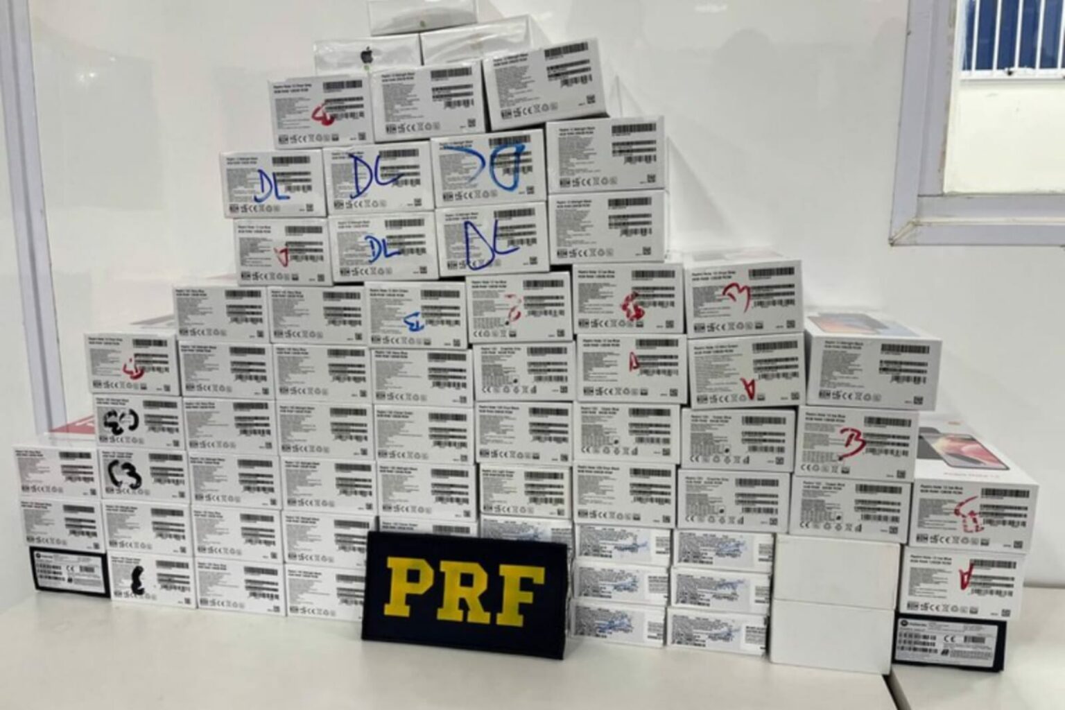 PRF apreende celulares sem nota fiscal no Pará