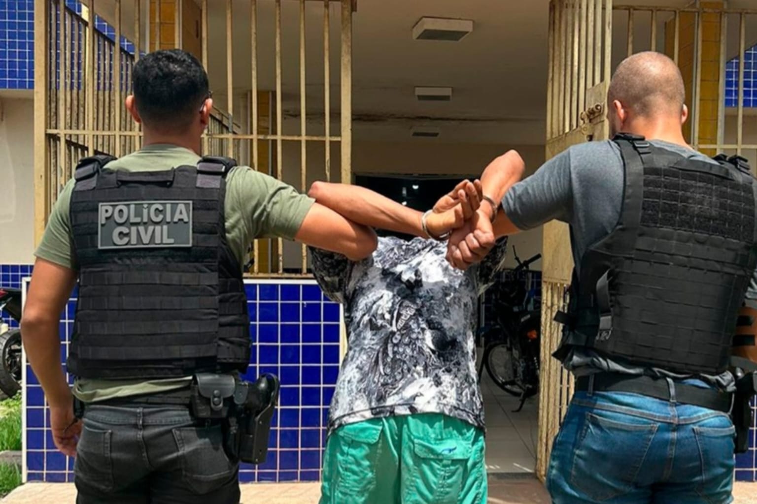 Homem agride mulher com pauladas na cabeça no Pará