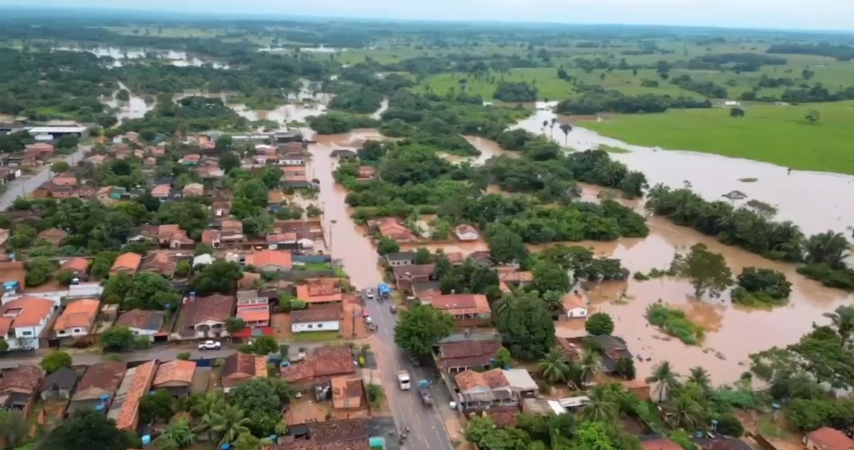 Enchentes deixam mais de 200 pessoas desabrigadas em Rio Maria