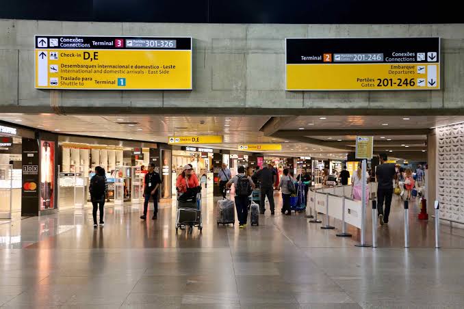 Brasil recebe 5,9 mi de turistas em 2023 e retoma ritmo pré-pandemia