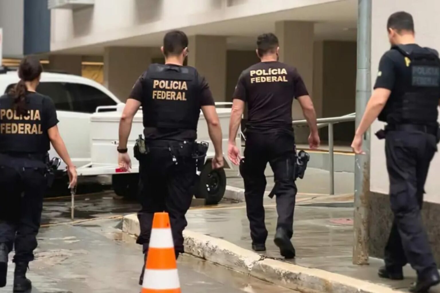 Suspeitos de financiar tentativa de golpe são alvos da Lesa Pátria