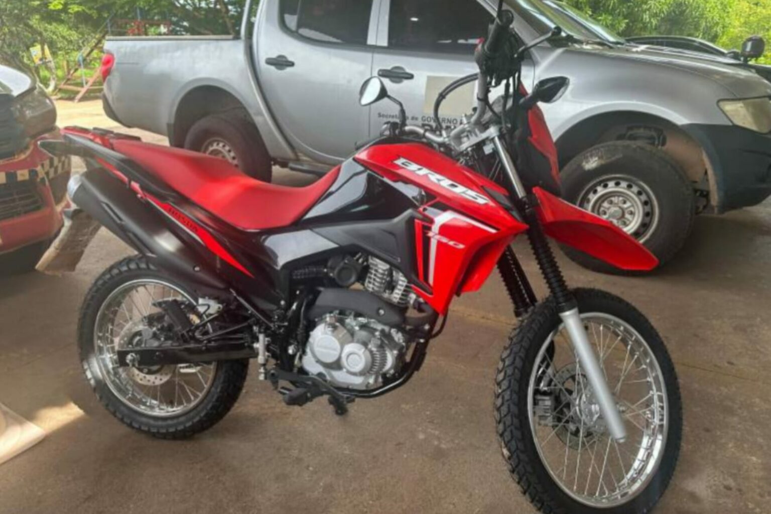 Sefa apreende carro e moto em Conceição do Araguaia