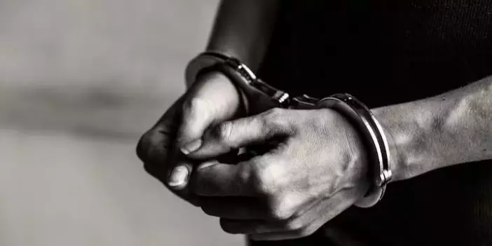 Homem é preso por espancar filha de três meses até a morte