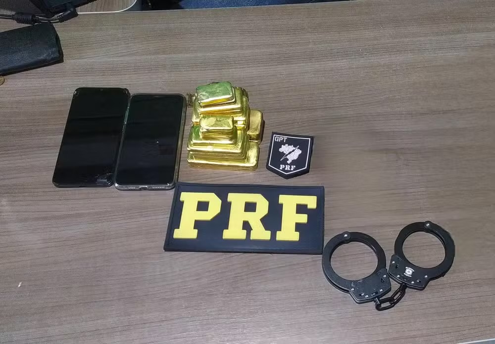 PRF apreende ouro e prende homem durante abordagem a ônibus no Pará