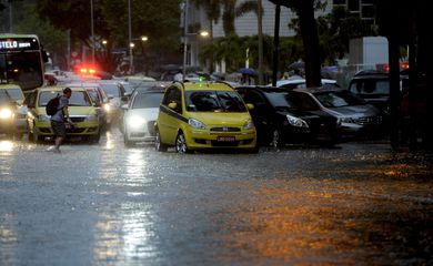 Chuvas no estado do Rio deixam sete mortos