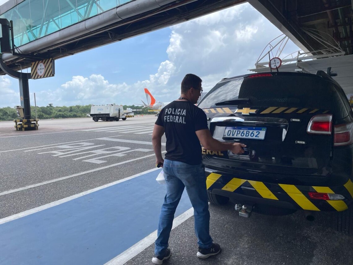 PF captura foragido da Justiça com CNH falsa em aeroporto no Pará