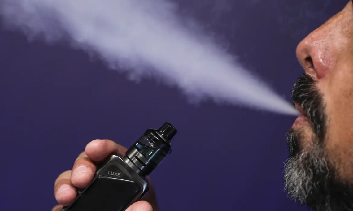 Usar cigarro eletrônico dobra risco de infarto, afirmam cardiologistas