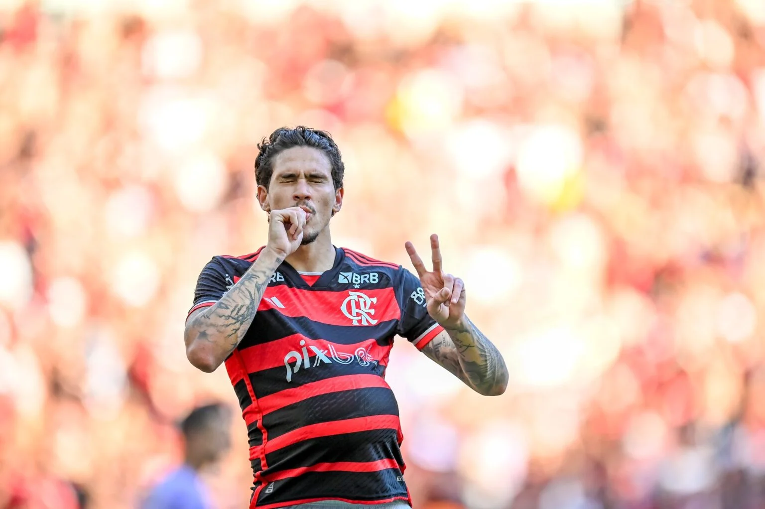 Flamengo vence Fluminense e se aproxima do título da Taça Guanabara