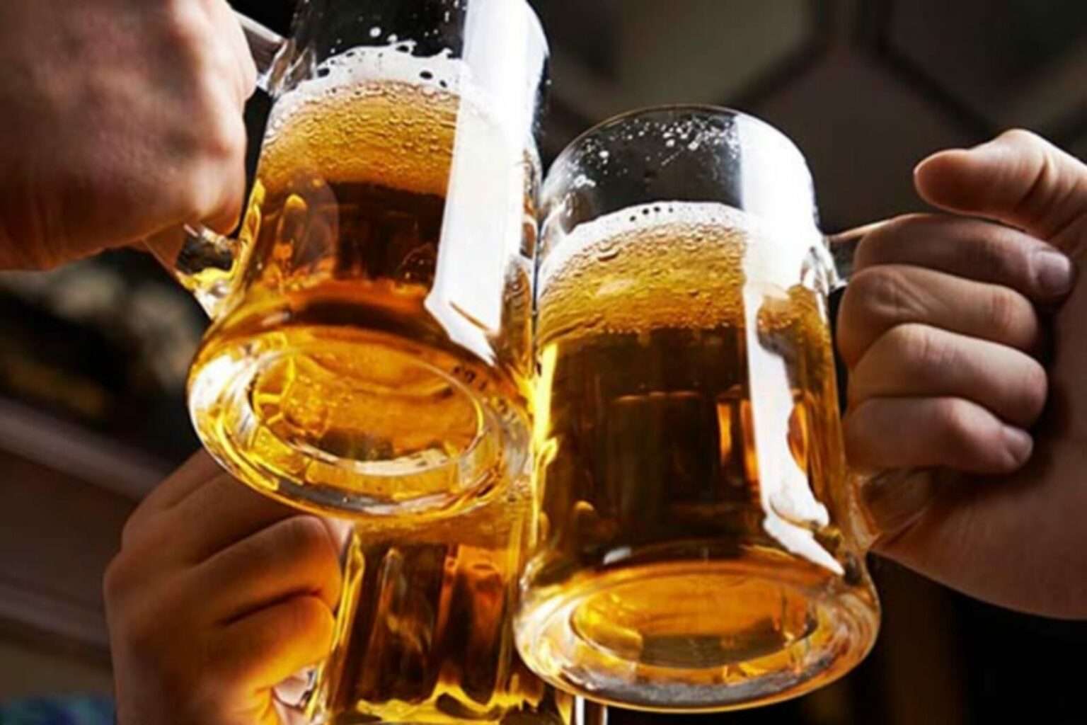 Carnaval: saiba como identificar a intoxicação alcoólica e o que fazer