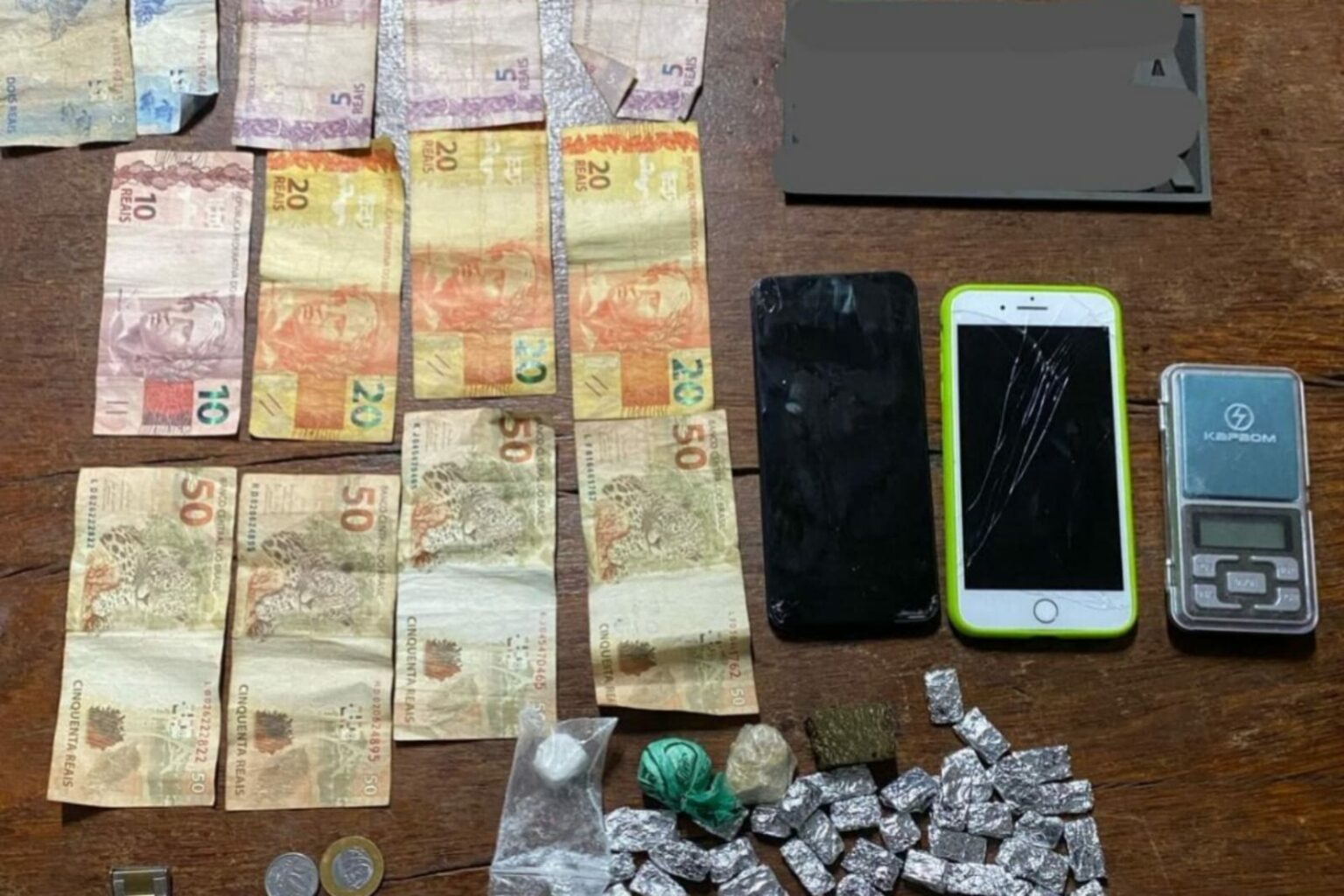 PM prende dois suspeitos por tráfico de drogas em Jacundá