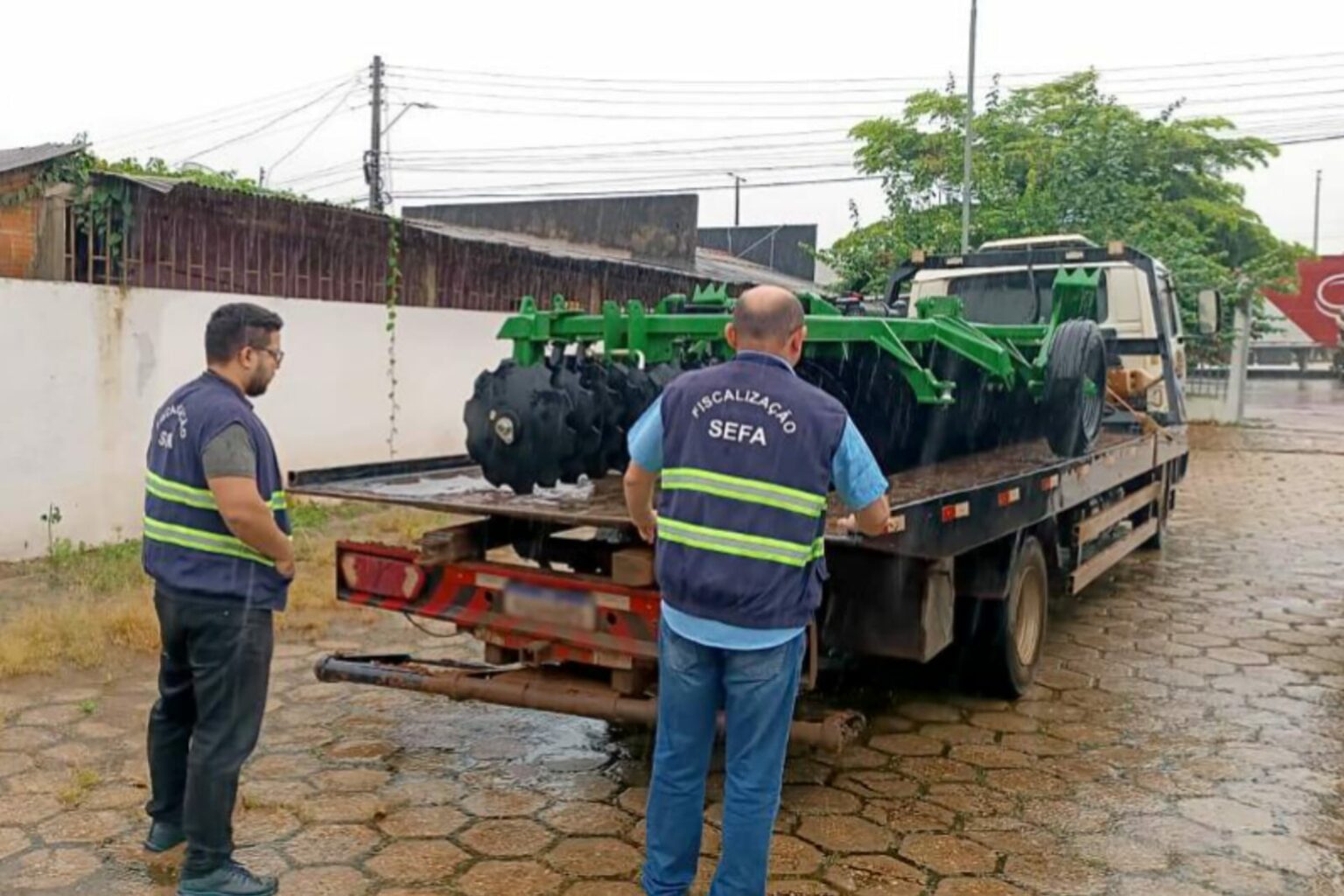 Sefa apreende equipamento agrícola com nota fiscal irregular em Dom Eliseu
