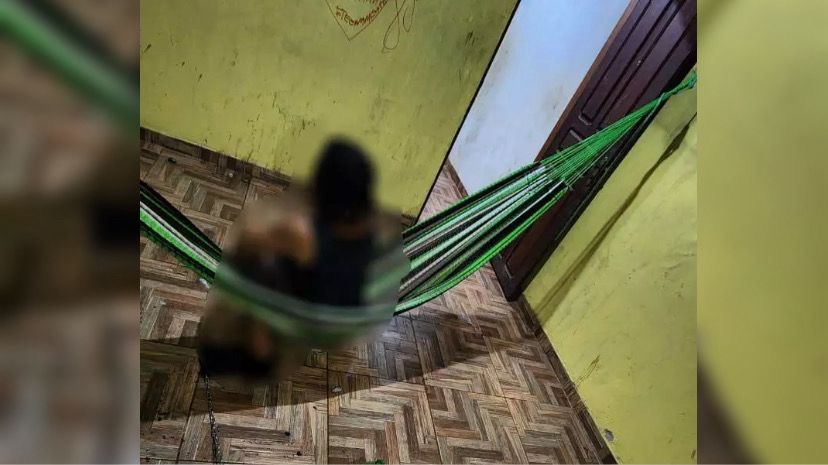 Mulher que estava acorrentada dentro de casa é resgatada de cárcere privado em Cametá