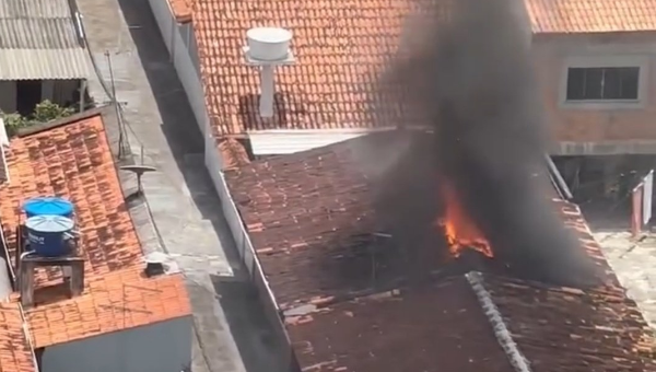 Vídeo: incêndio assusta moradores no Pará