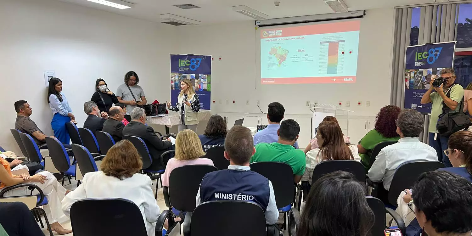 Evandro Chagas estuda novas formas de diminuir o potencial de transmissão do Aedes aegypti