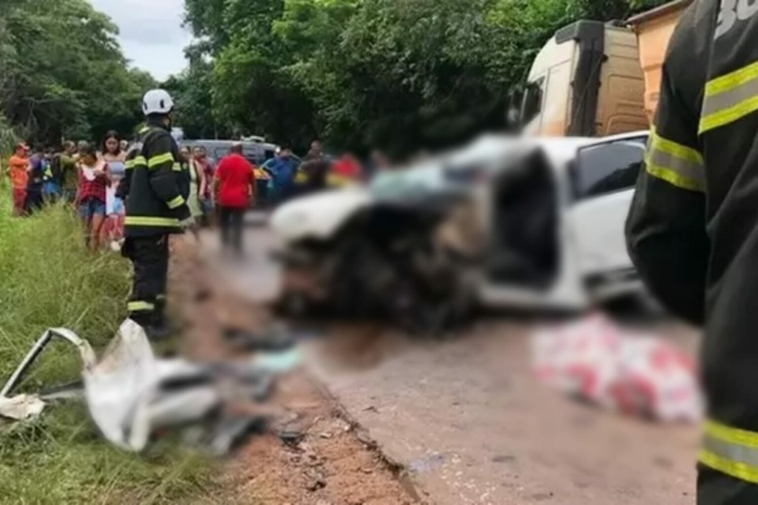 Acidente envolvendo três veículos deixou uma pessoa morta em Santarém