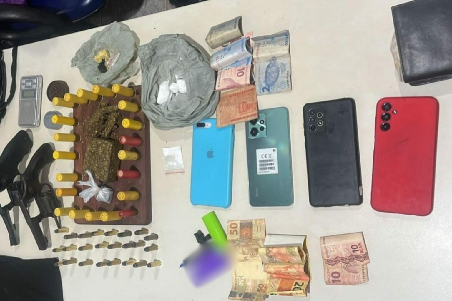 PM prende cinco homens e apreende armas de fogo em Rondon do Pará
