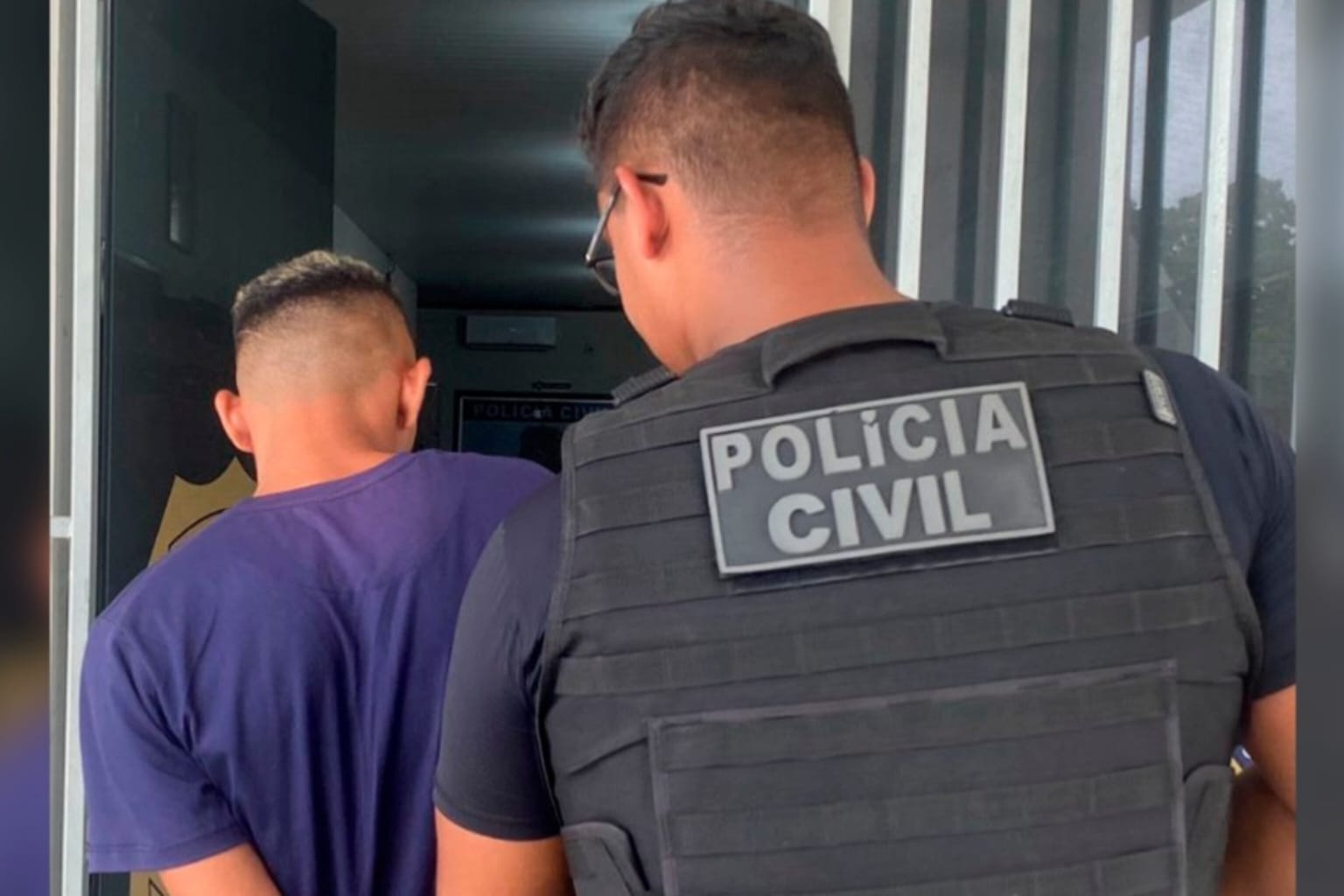 Homem é preso com porções de maconha e oxi em Cametá