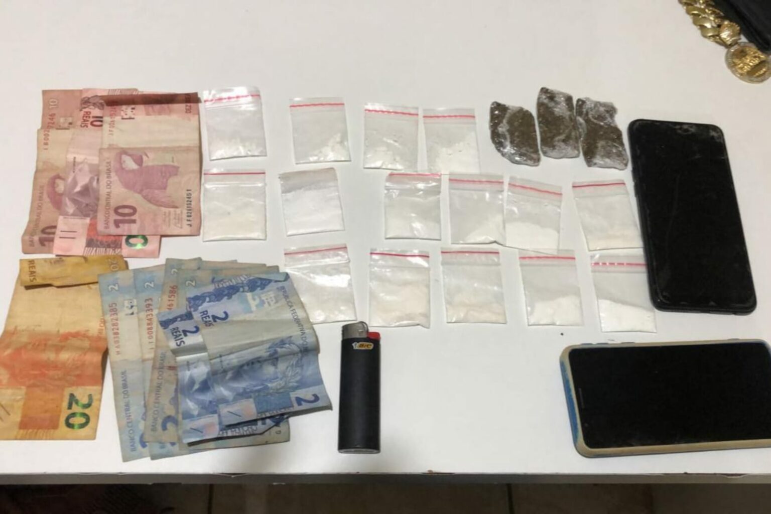 Motociclista é flagrado com cocaína e maconha em Redenção