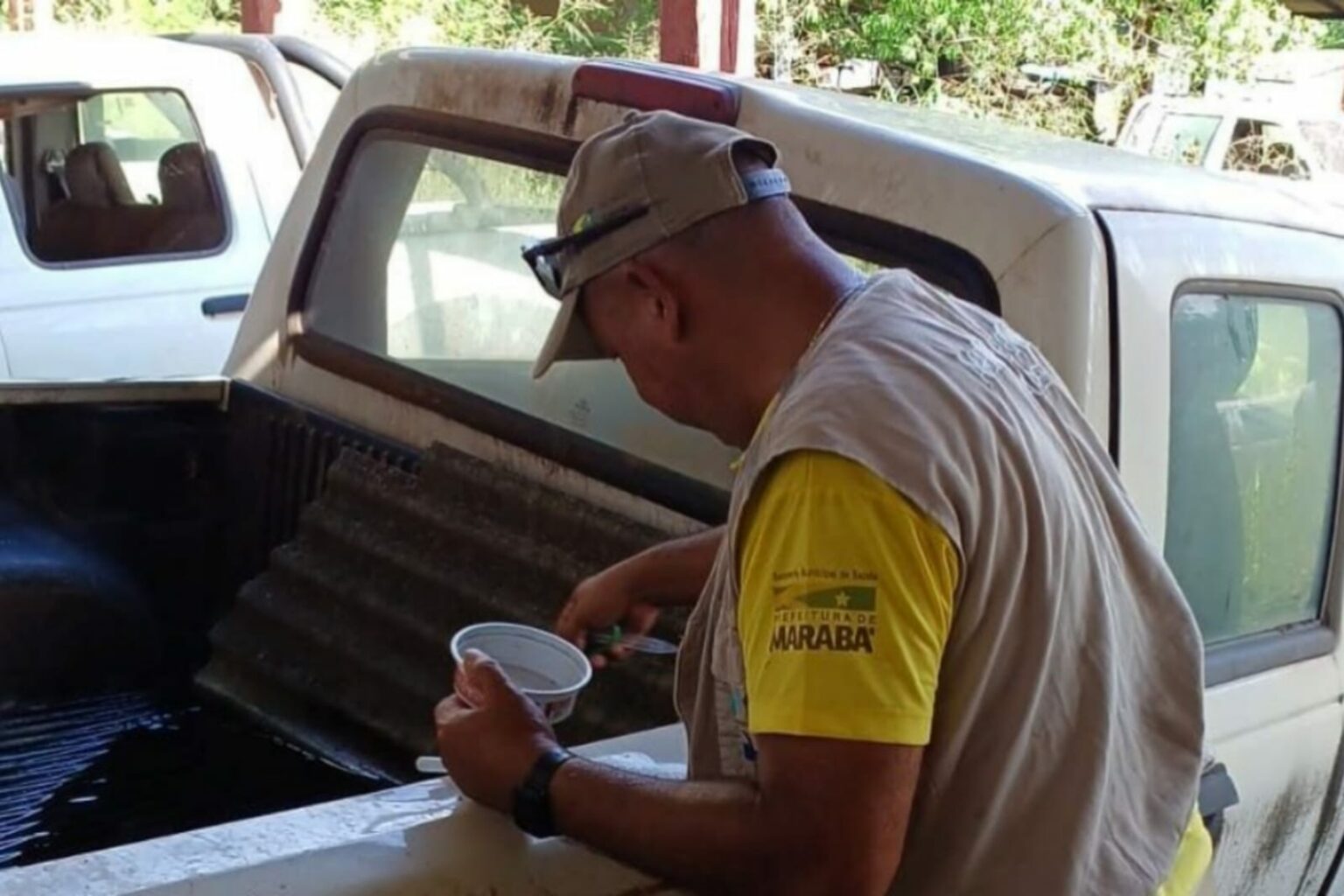 Marabá: agentes de endemias combatem dengue em oficinas, ferros velhos e terrenos baldios