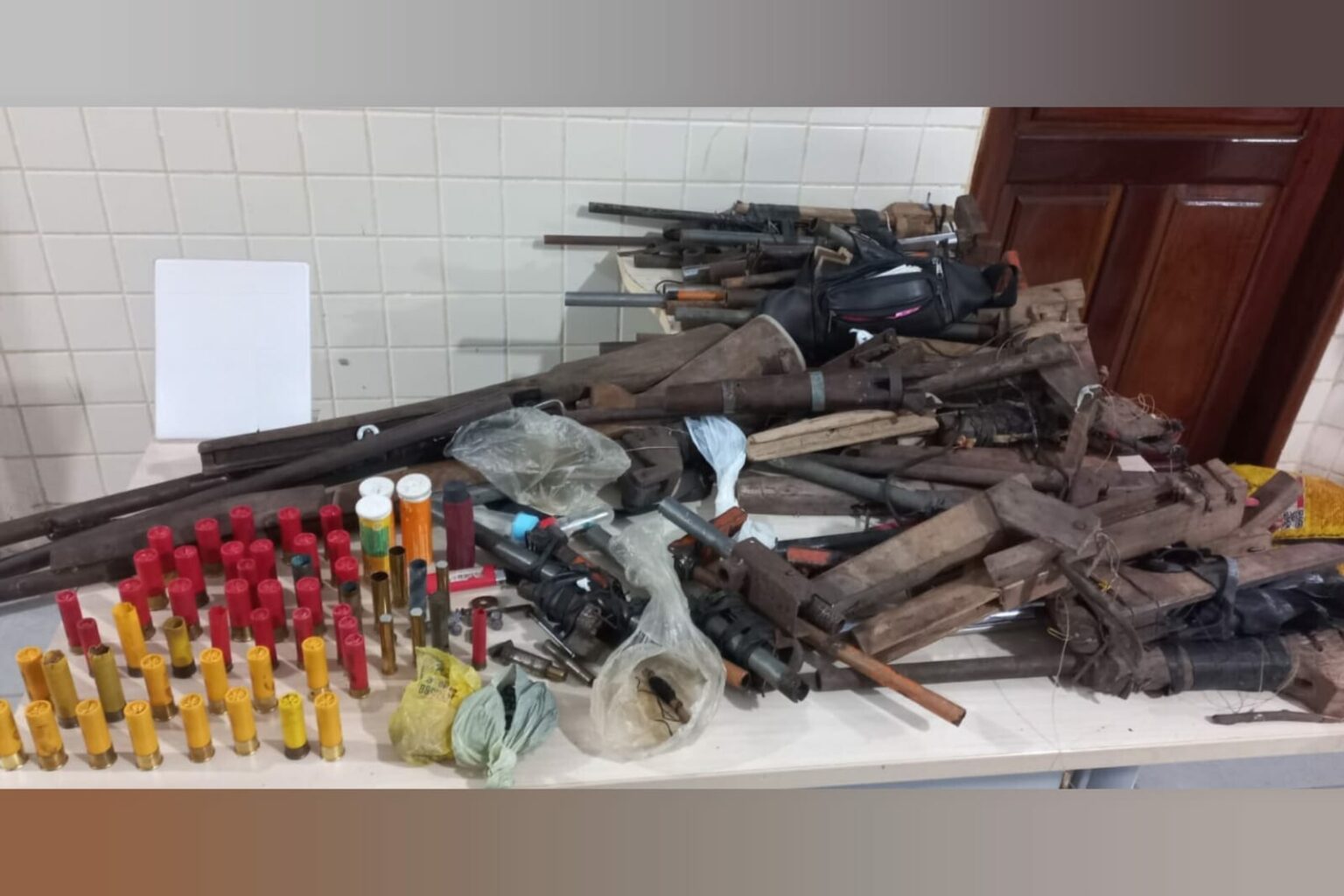 PM prende suspeito e apreende 35 armas de fogo em Paragominas