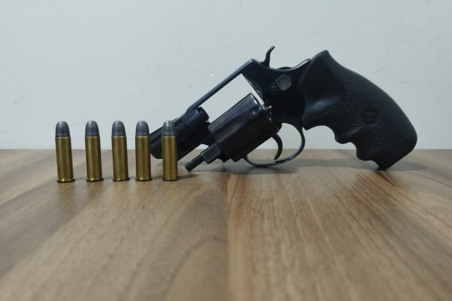 Motorista é preso com arma de fogo em Parauapebas