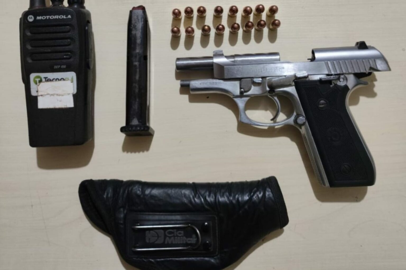 Homem é preso com pistola dentro de carro no sul do Pará