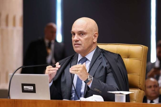 Comitê da Câmara dos EUA publica decisões sigilosas de Moraes