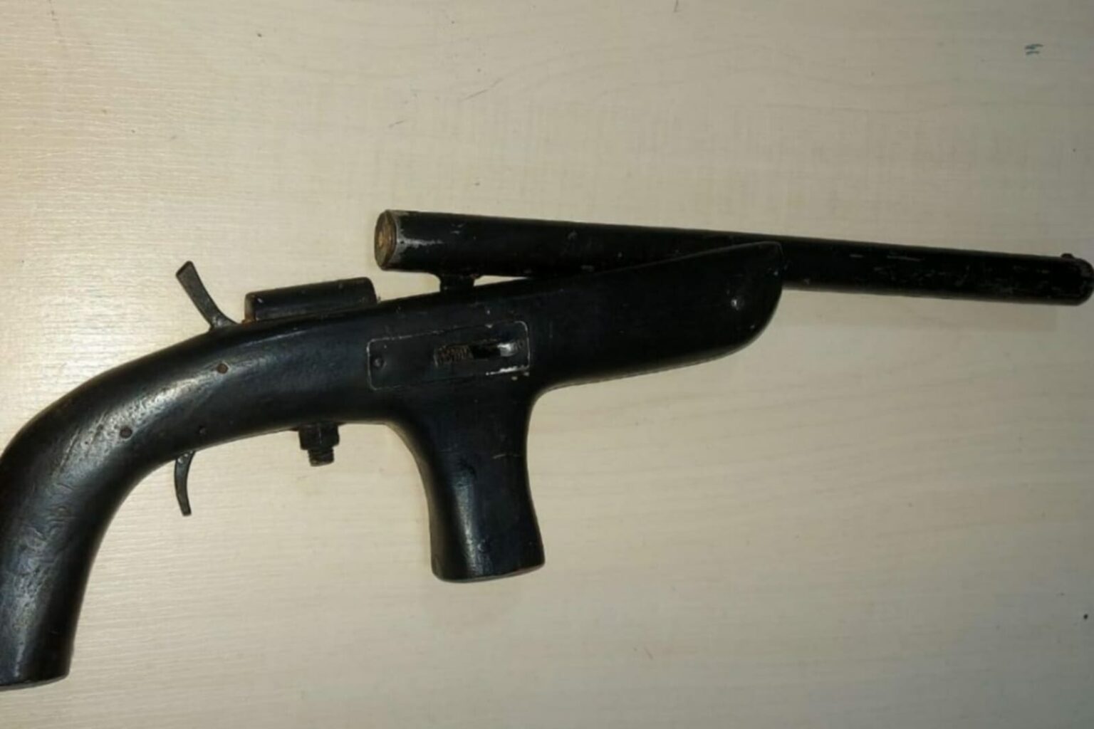 Dono de bar é preso por porte ilegal de arma de fogo em Moju