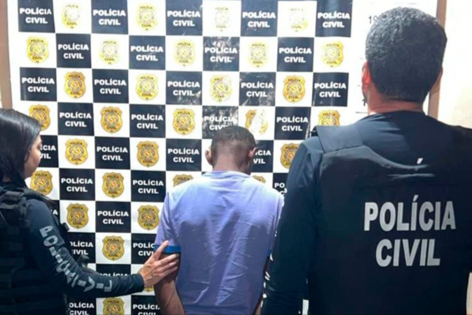 PC prende suspeito de estuprar filha e enteada em Itaituba