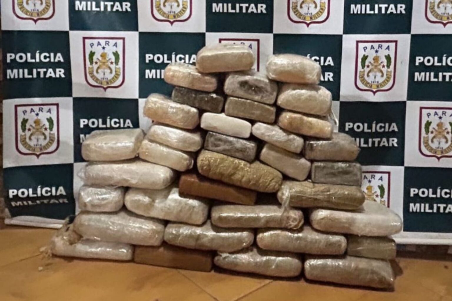 Casal é preso com drogas em van com destino a Marabá