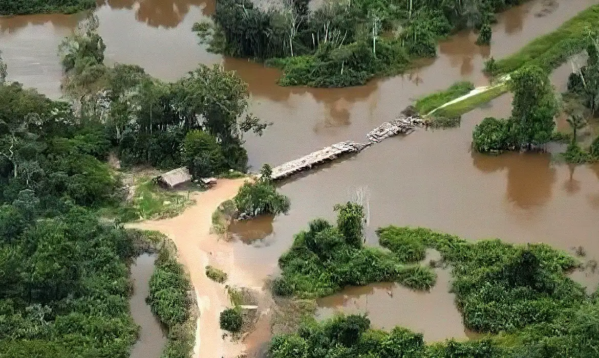 PF destrói ponte de acesso à terra indígena em São Félix do Xingu