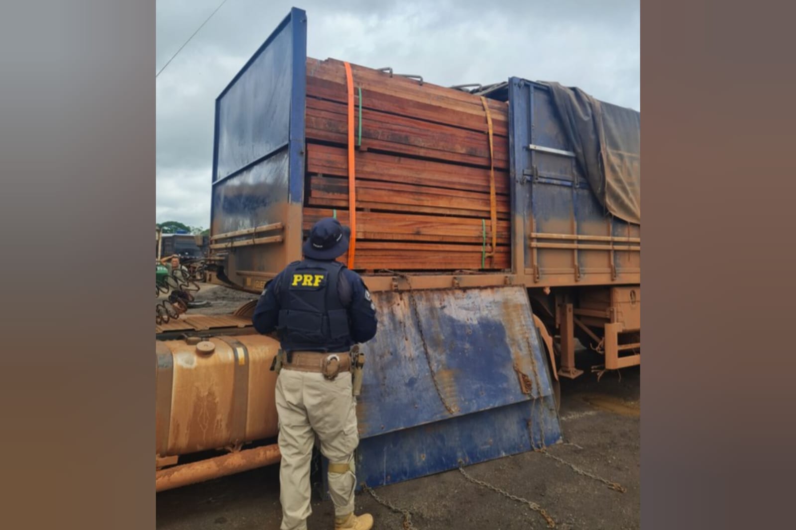 PRF apreende 53m³ de madeira ilegal em Marabá