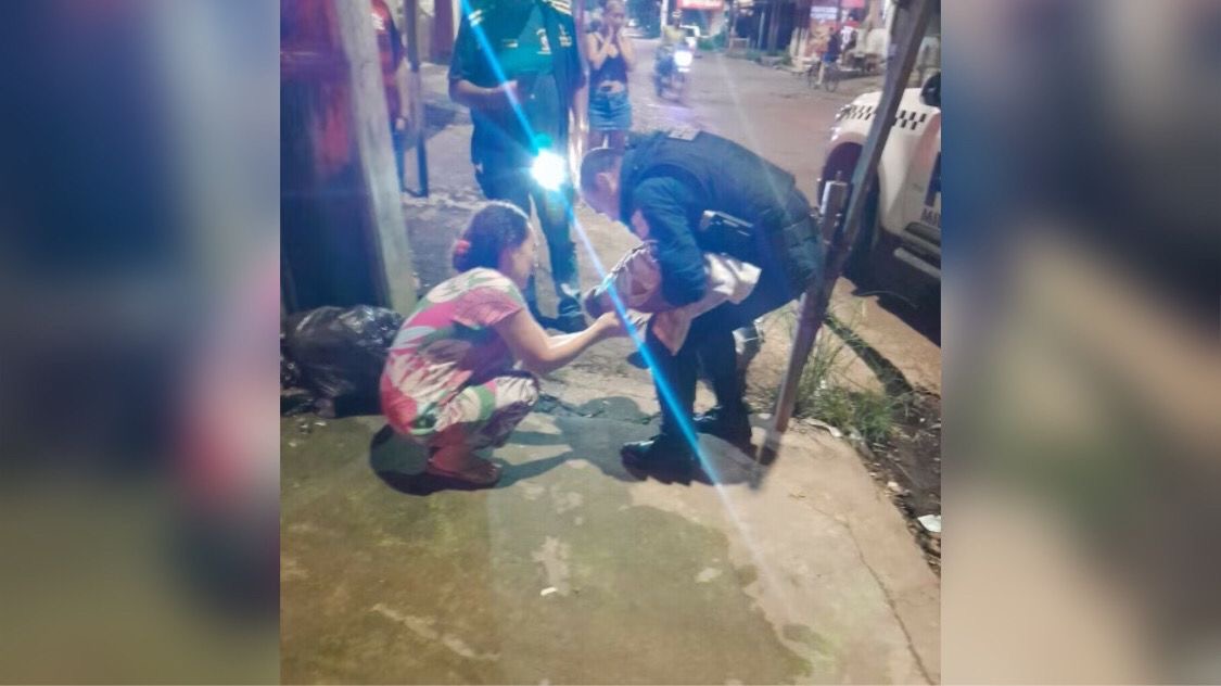 Bebê é socorrido por policiais militares após engasgar no Pará