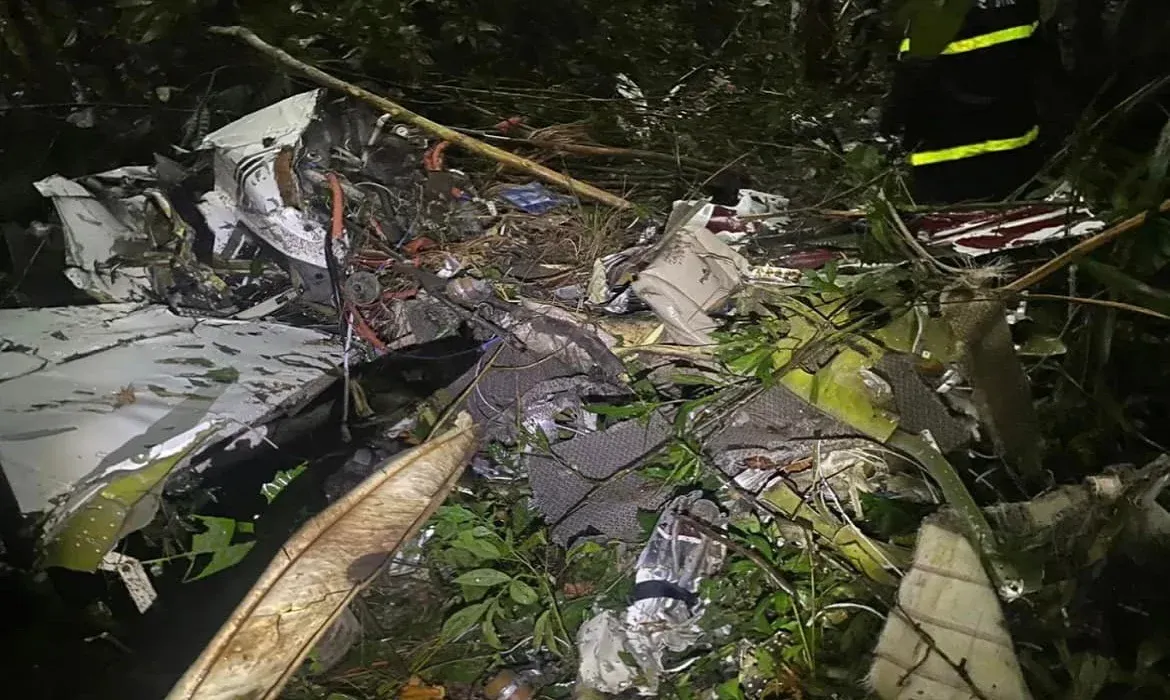PF abre inquérito para investigar queda de monomotor no Pará