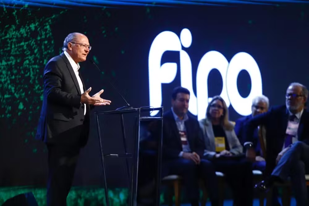 Geraldo Alckmin defende regulamentação do mercado de carbono no Pará